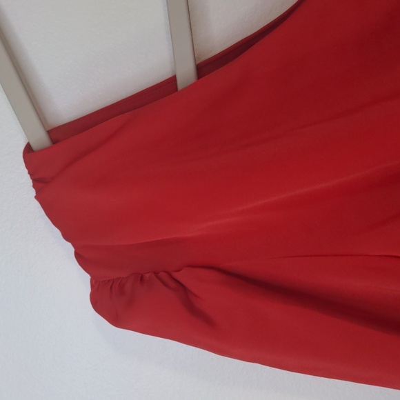 Lovers + Friends Kendall One Shoulder Blouse NWT XS - Picture 9 of 9